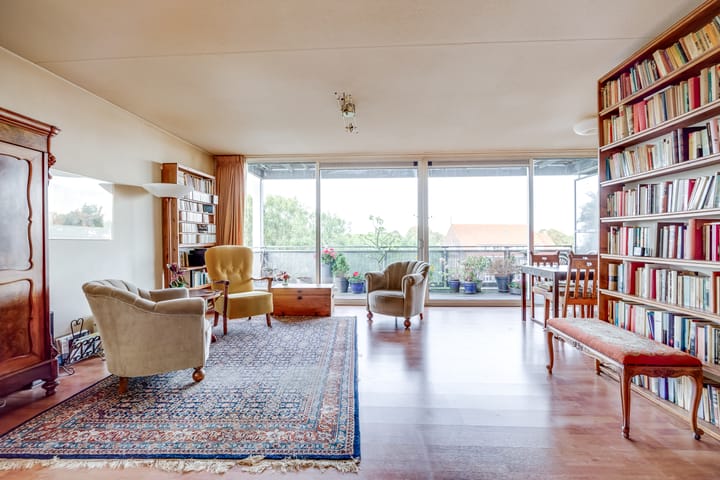 Photo 7 of Adriaan van Bergenstraat 62