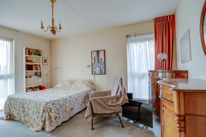 Photo 19 of Adriaan van Bergenstraat 62