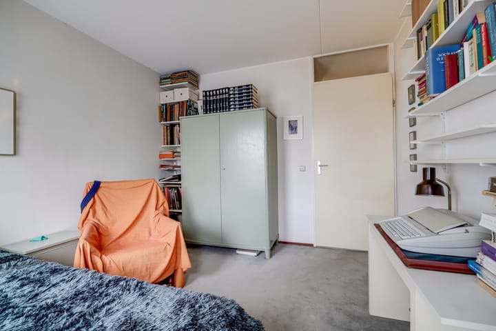 Photo 24 of Adriaan van Bergenstraat 62