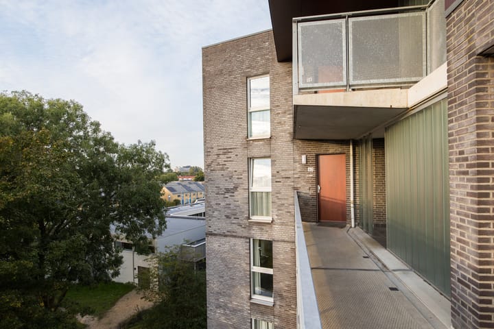 Photo 30 of Adriaan van Bergenstraat 62