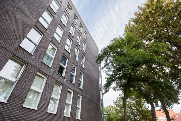 Photo 36 of Adriaan van Bergenstraat 62