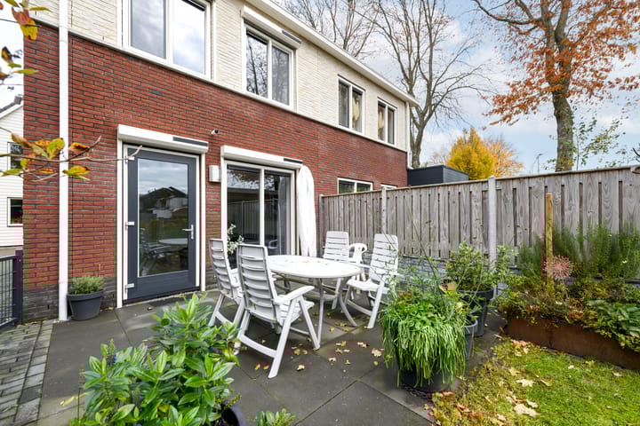 Foto 32 van Piet Mondriaanstraat 5