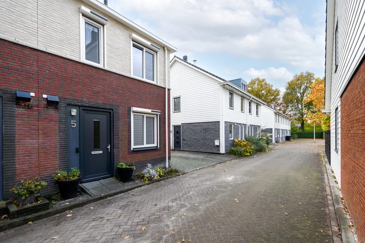 Foto 38 van Piet Mondriaanstraat 5