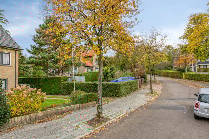 Photo 35 of Hellingweg 26