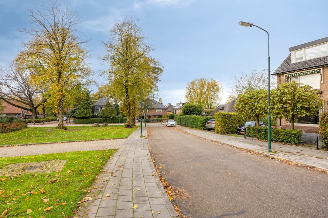 Photo 37 of Hellingweg 26