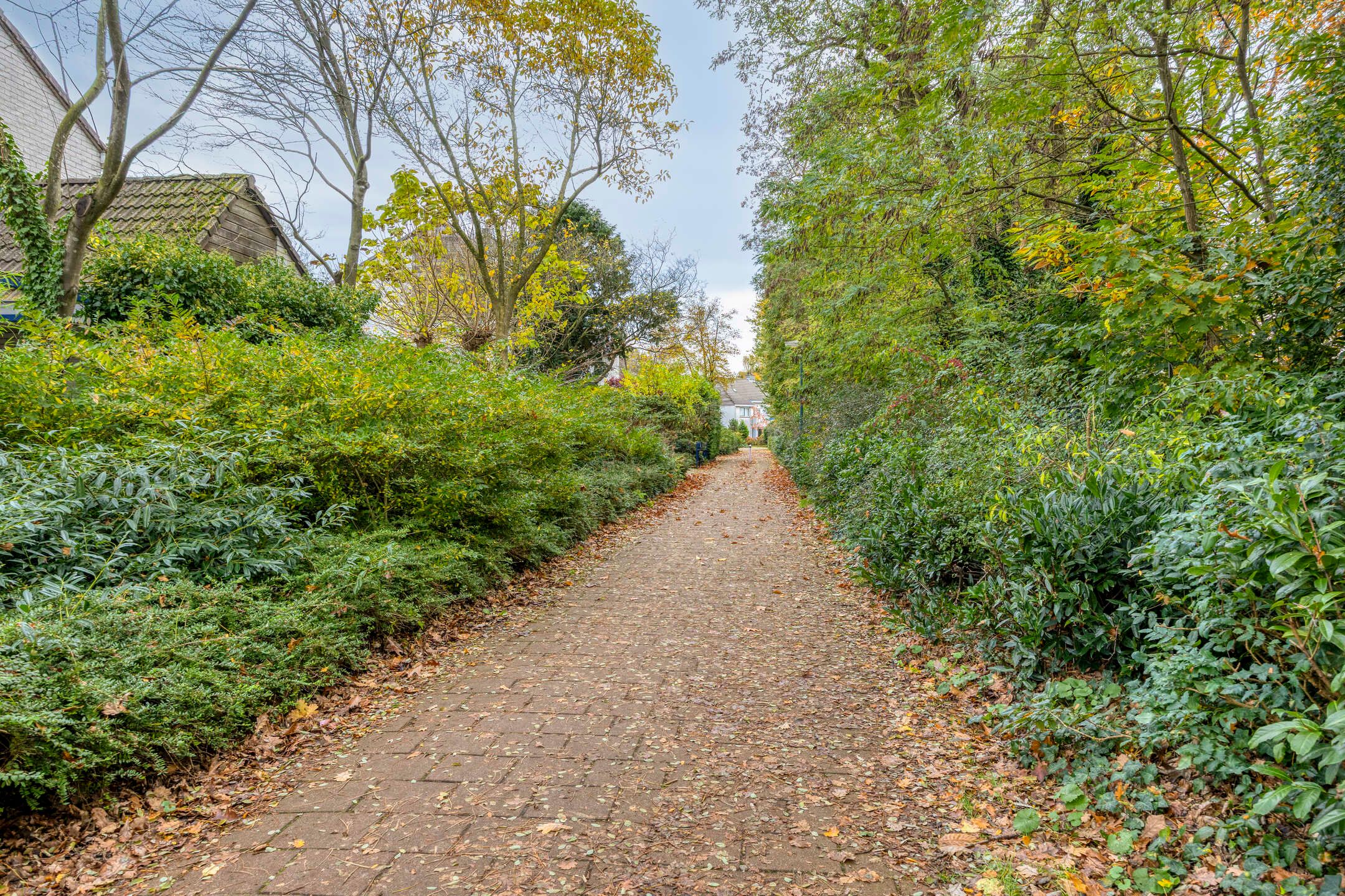 Photo 39 of Hellingweg 26