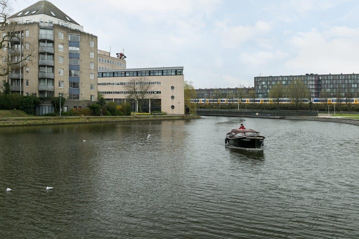 Foto 43 van Entrepothof 68