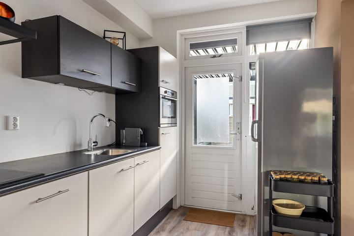 Photo 16 of Maria Louisestraat 3