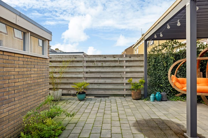 Photo 22 of Maria Louisestraat 3