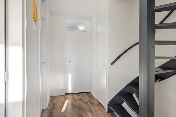 Photo 23 of Maria Louisestraat 3