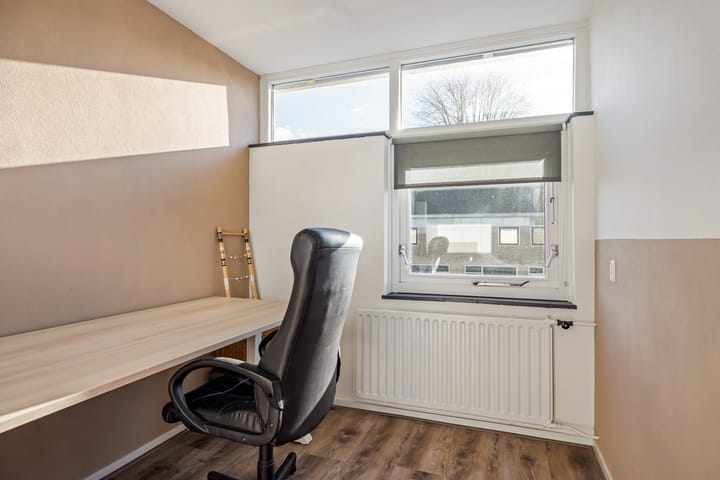 Photo 28 of Maria Louisestraat 3