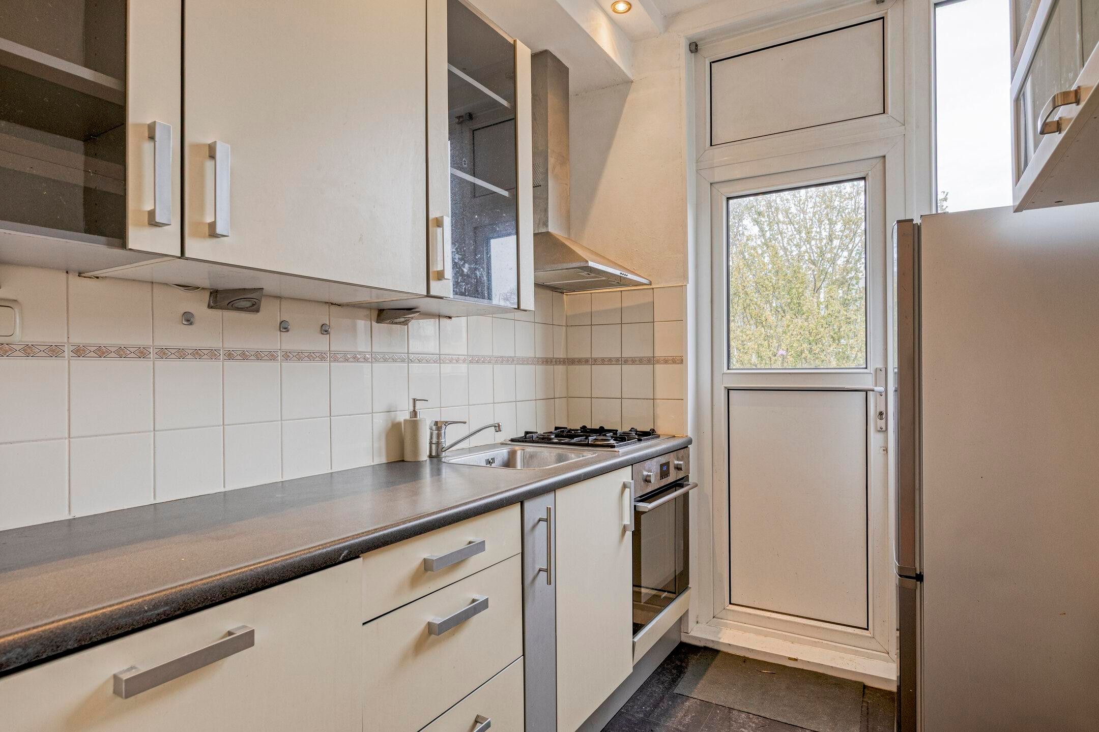 Foto 15 van Van Nideckstraat 31-B02