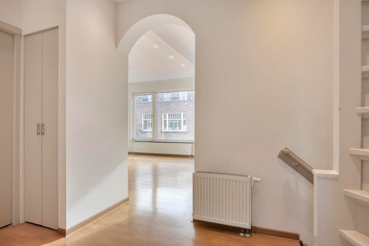 Foto 4 van Van Nideckstraat 31-B02