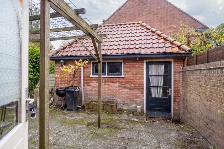 Foto 12 van Van Hoornstraat 28