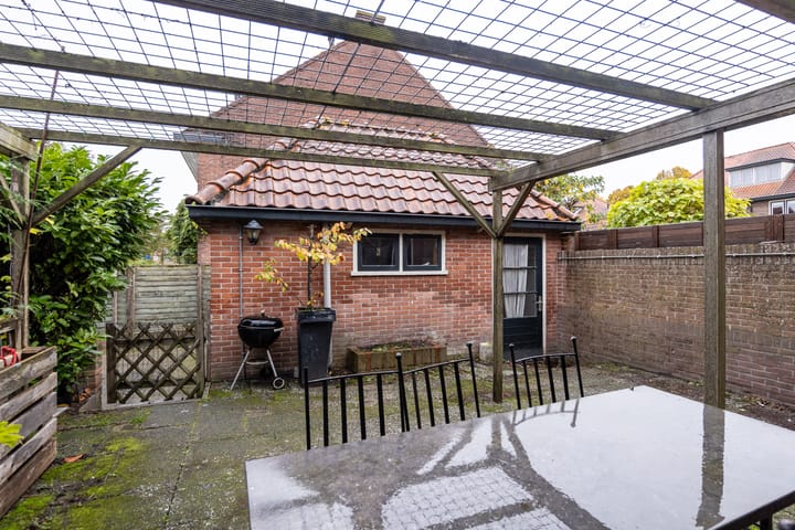 Foto 15 van Van Hoornstraat 28