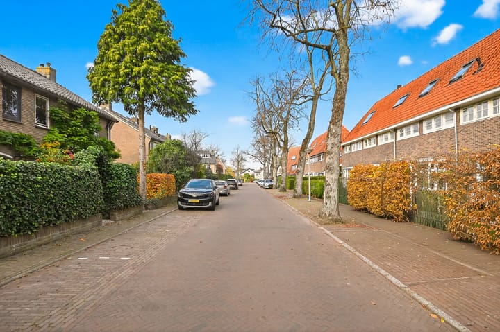 Photo 40 of Lindenlaan 137