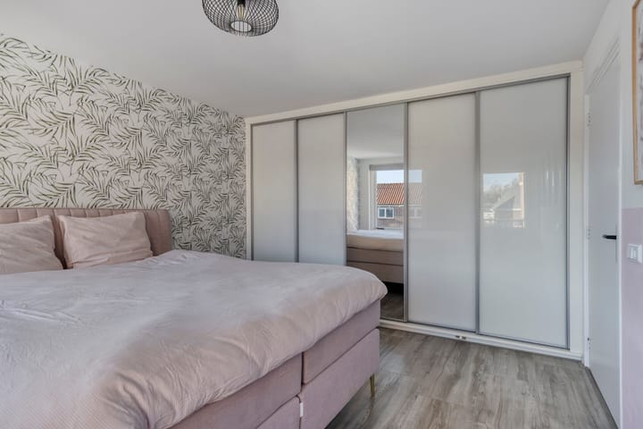 Photo 22 of Tulpstraat 4