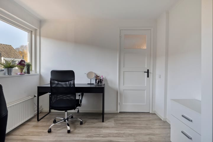 Photo 28 of Tulpstraat 4