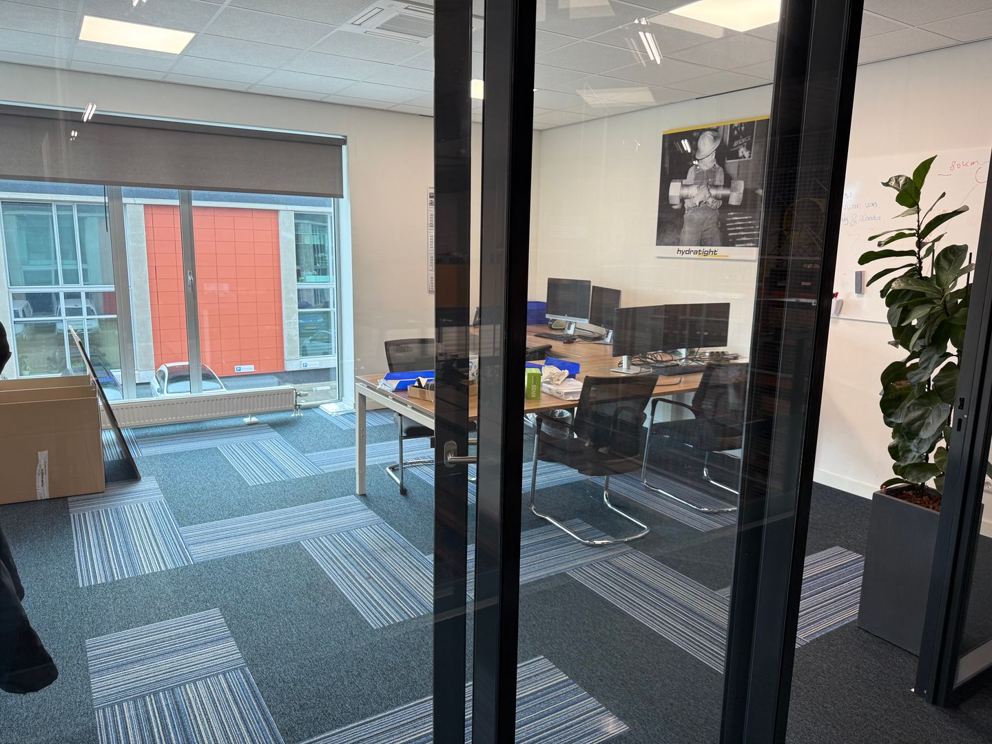 View photo 3 of Euroweg 28-30