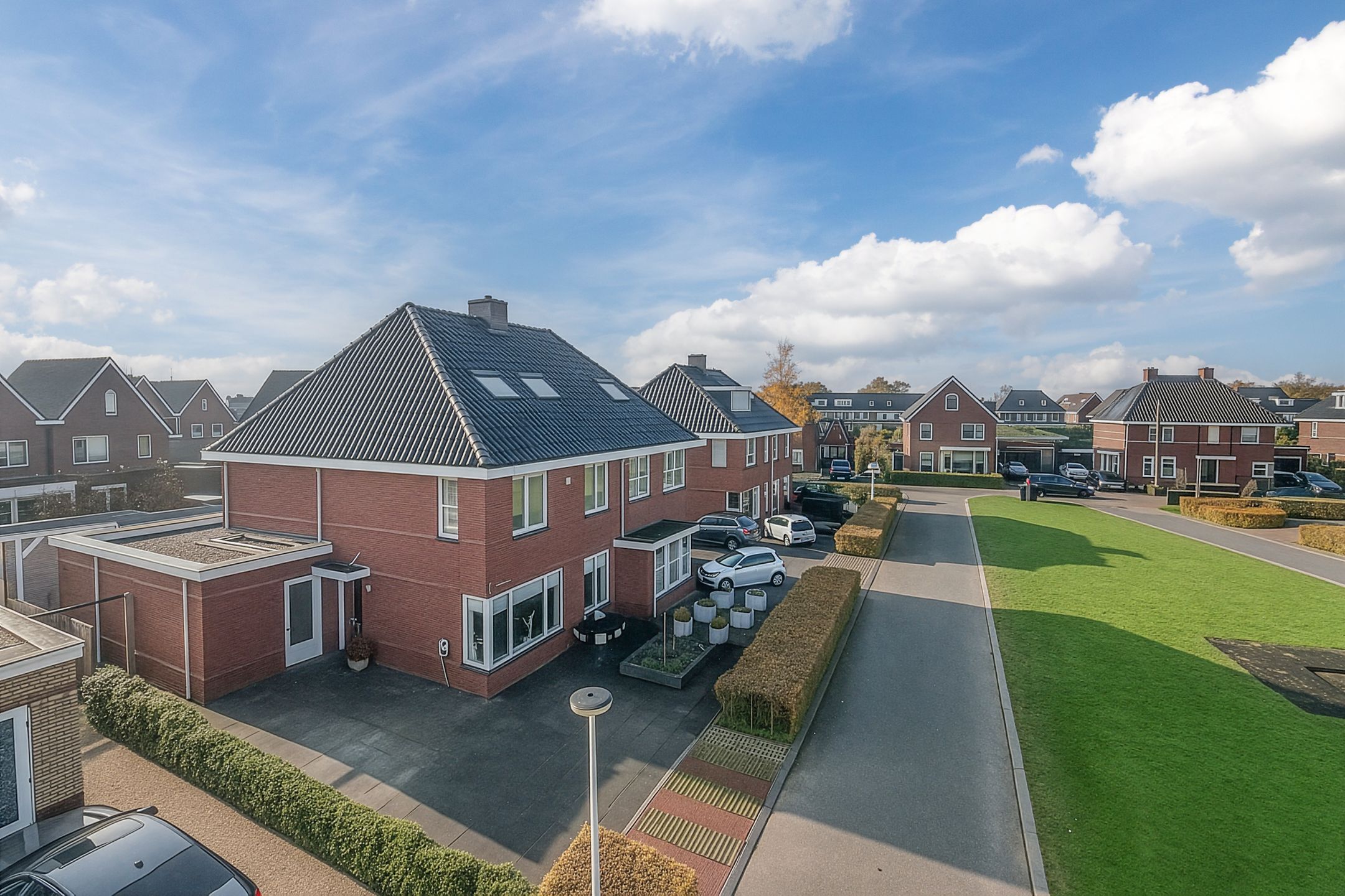 Photo 3 of Mensinge 8