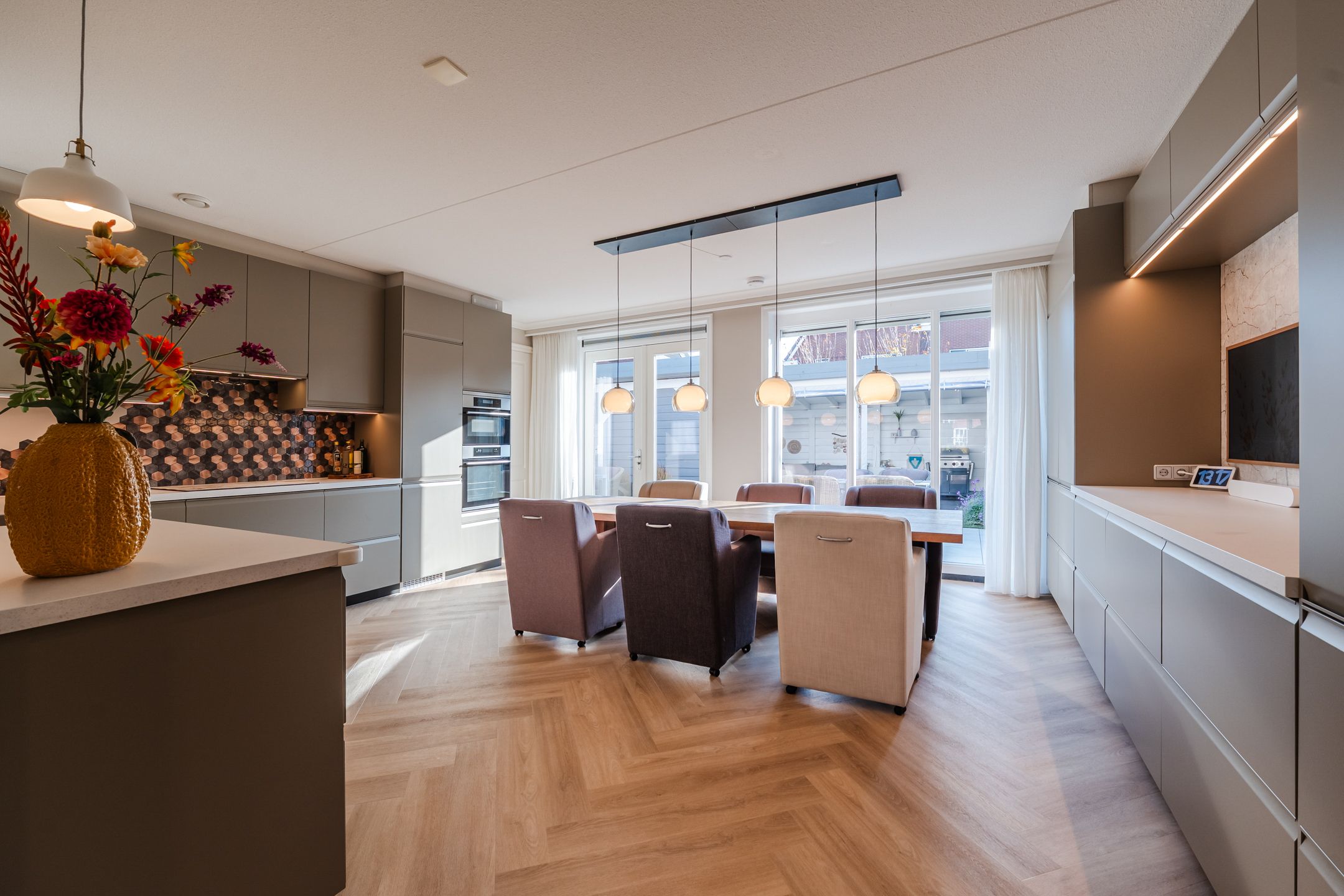 Photo 15 of Mensinge 8