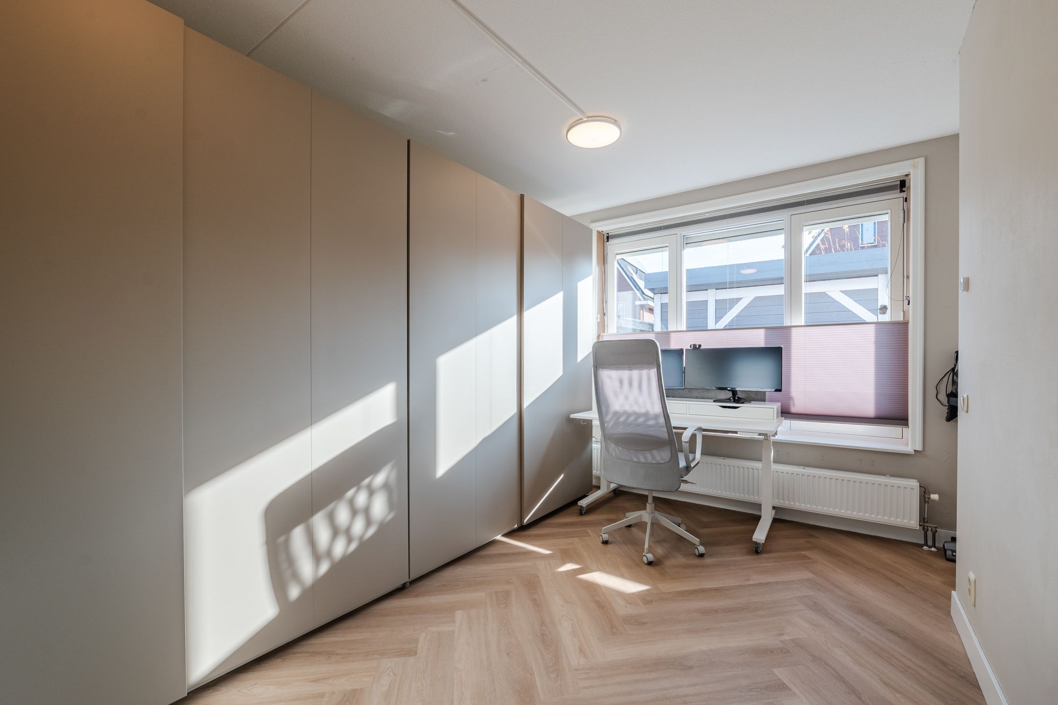 Photo 18 of Mensinge 8