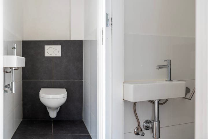 Photo 16 of Mathenesserweg 66-C03