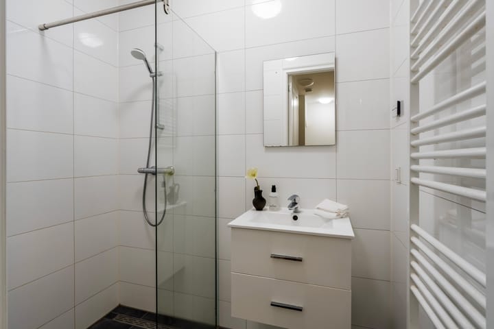 Photo 31 of Mathenesserweg 66-C03