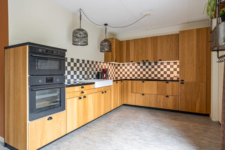 Photo 16 of Peseta 14