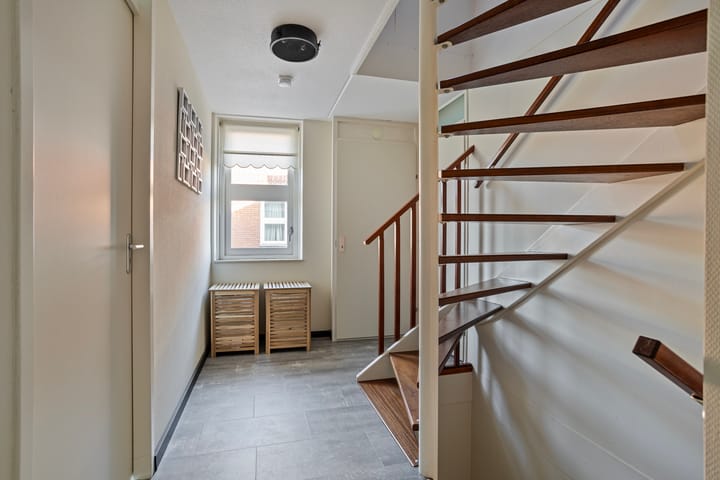 Photo 22 of Peseta 14