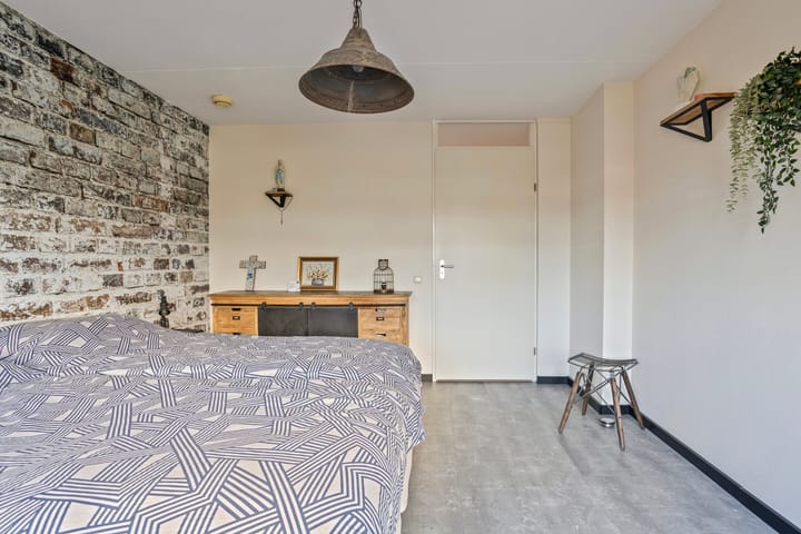 Photo 26 of Peseta 14