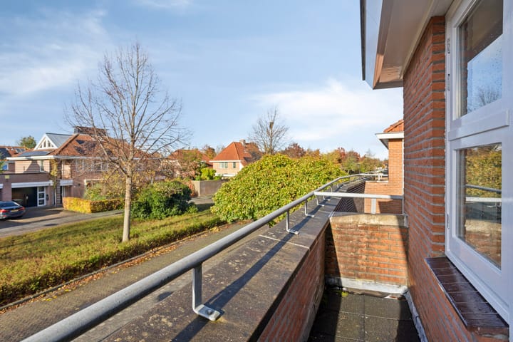 Photo 25 of Peseta 14