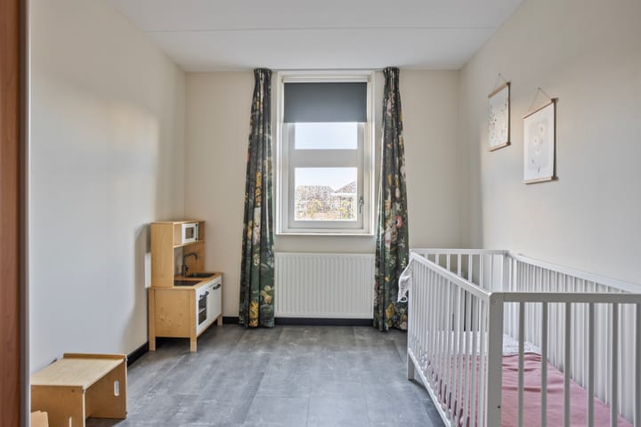 Photo 29 of Peseta 14