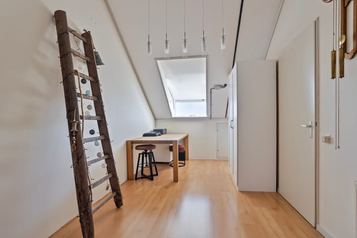 Photo 36 of Peseta 14