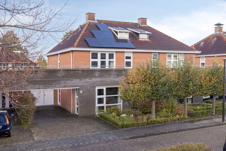 Photo 44 of Peseta 14