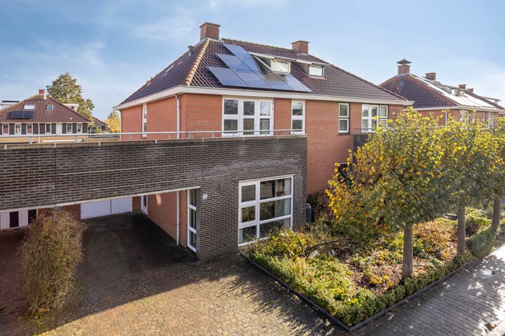 Photo 45 of Peseta 14