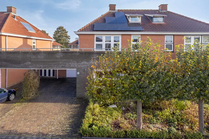 Photo 46 of Peseta 14