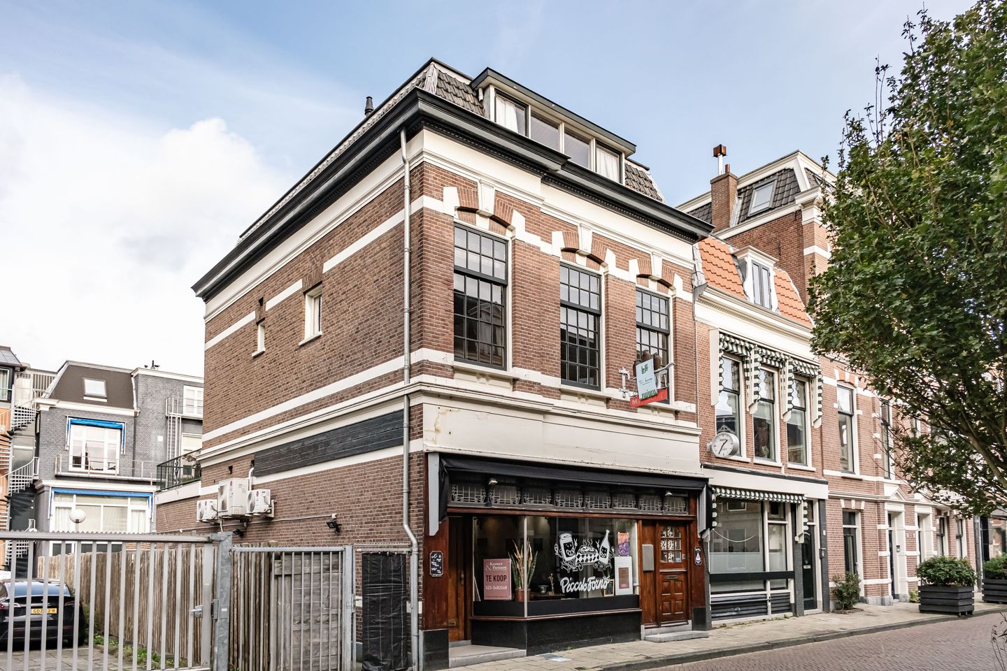 Bekijk foto 2 van Nassaustraat 24