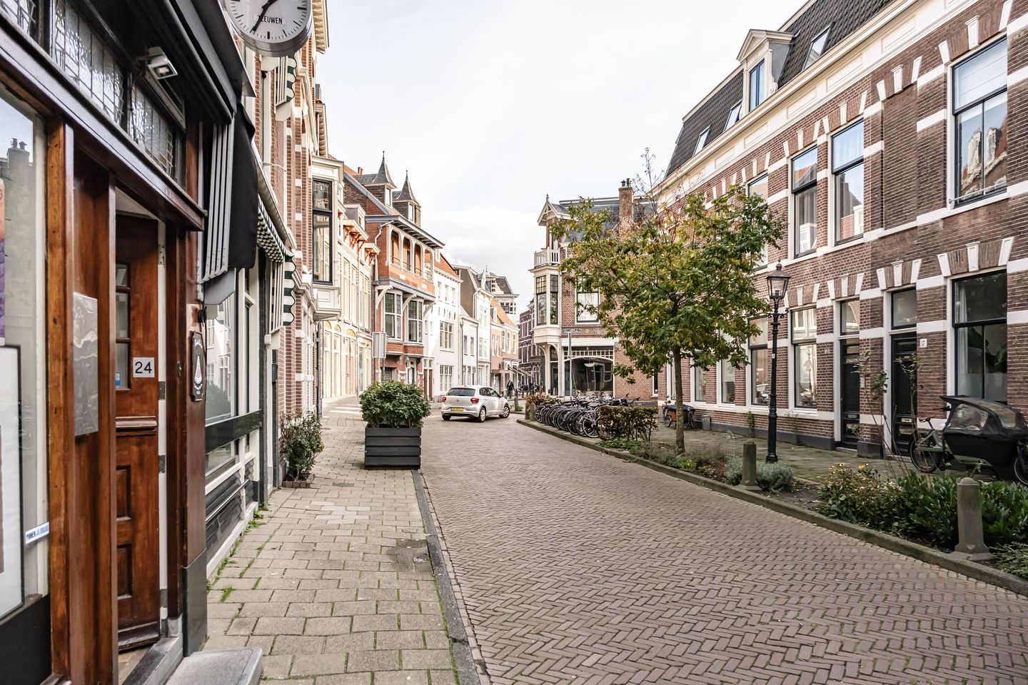 Bekijk foto 3 van Nassaustraat 24