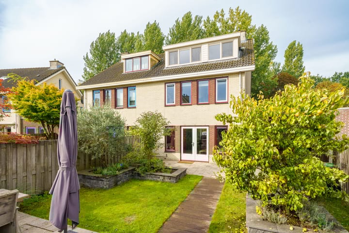 Photo 3 of Magneetveld 51