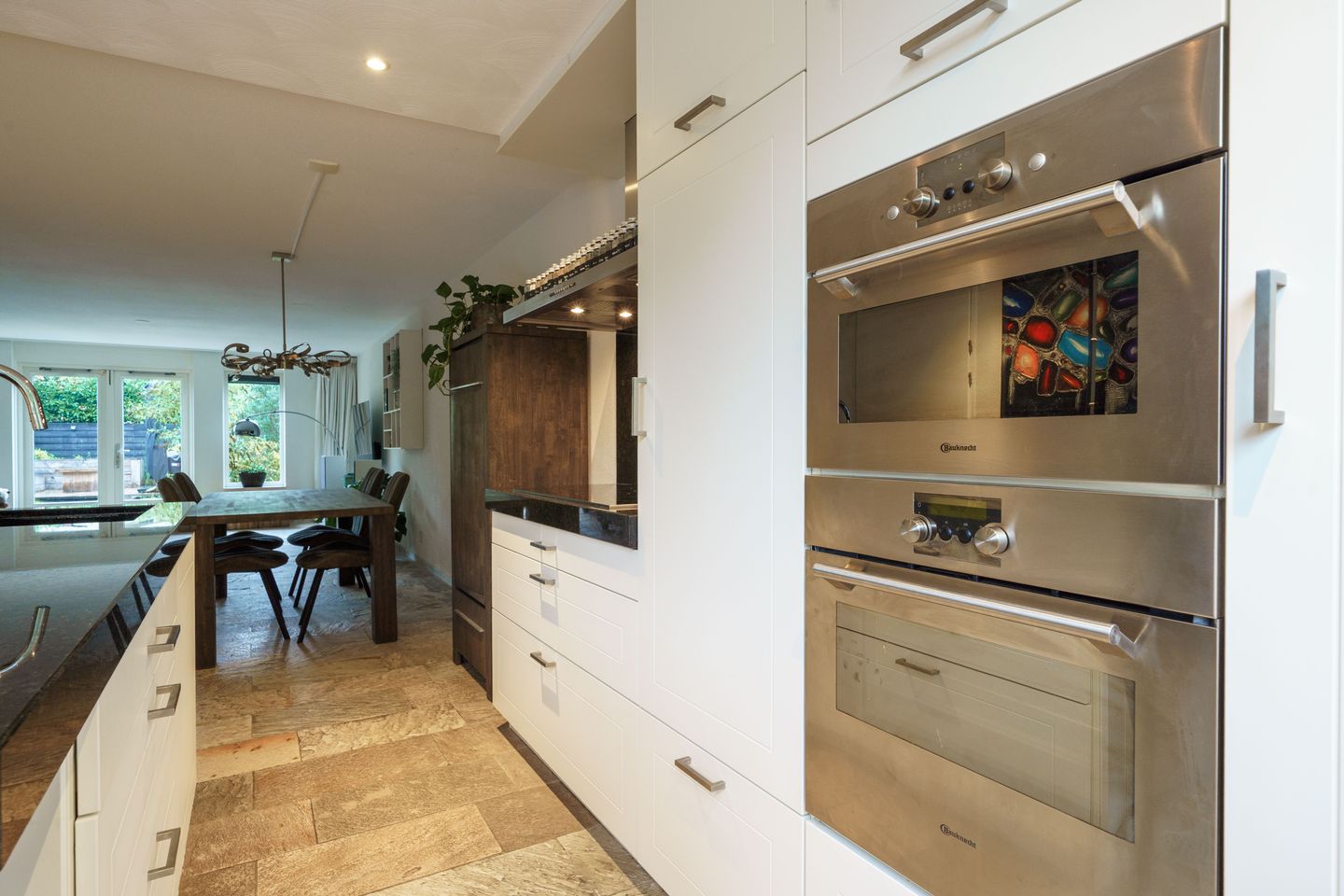 Photo 10 of Magneetveld 51