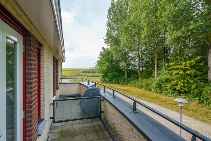 Photo 17 of Magneetveld 51