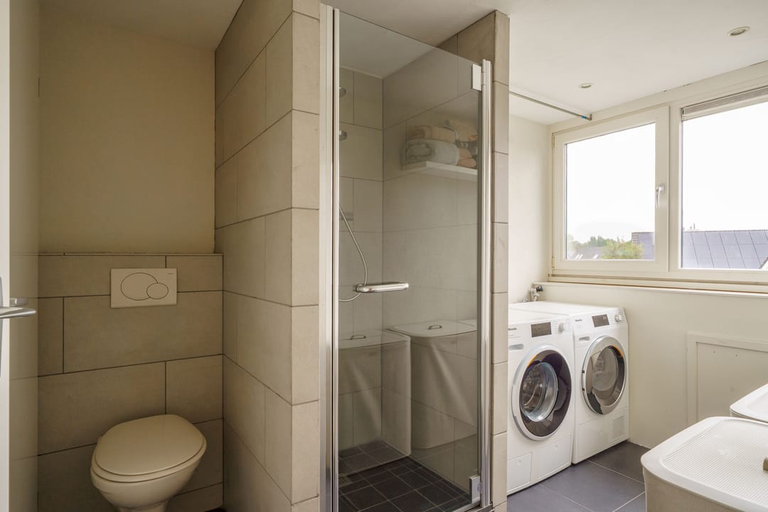 Photo 32 of Magneetveld 51