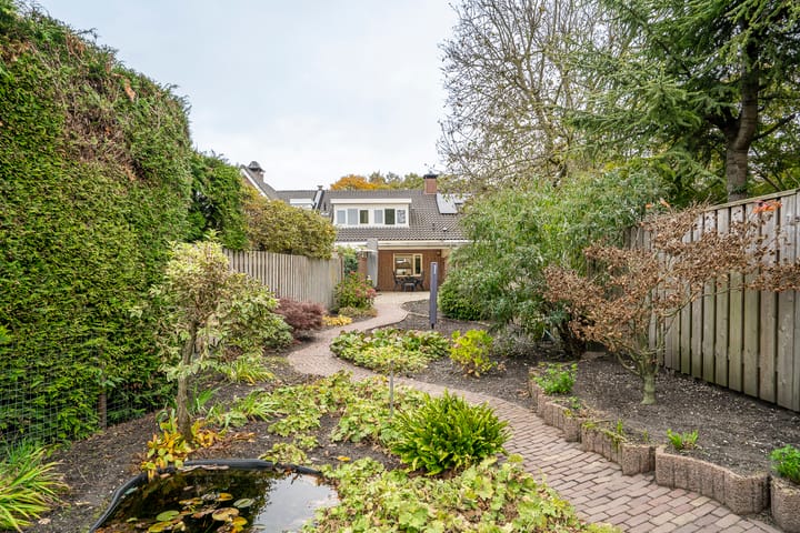 Photo 8 of Helenastraat 16