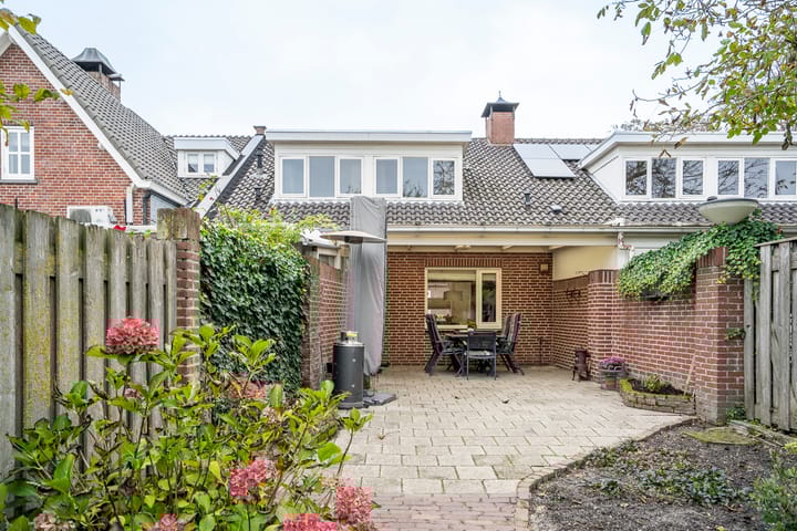 Photo 9 of Helenastraat 16