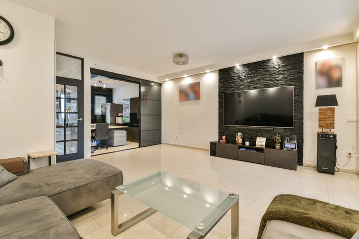 Photo 3 of Entabeni 28