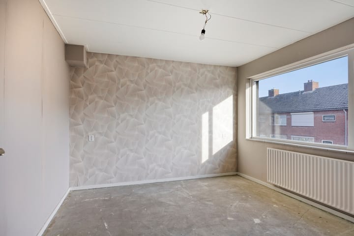 Foto 15 van Leliestraat 12