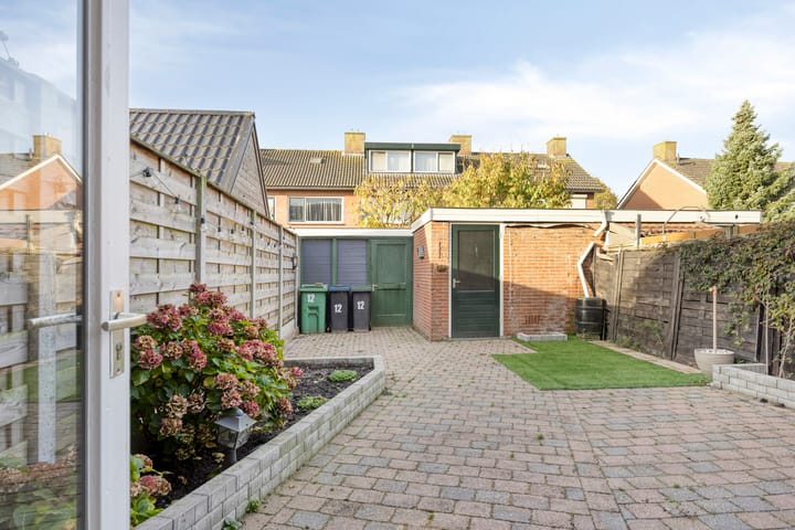 Foto 24 van Leliestraat 12