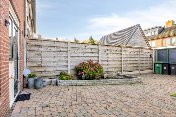 Foto 25 van Leliestraat 12