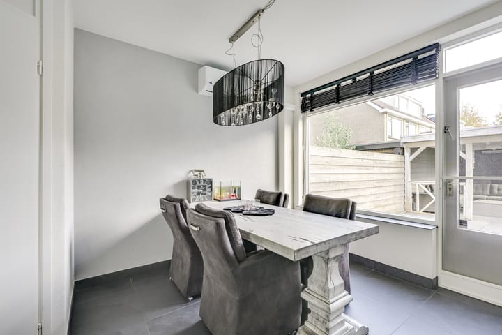 Photo 17 of Mauritsstraat 6